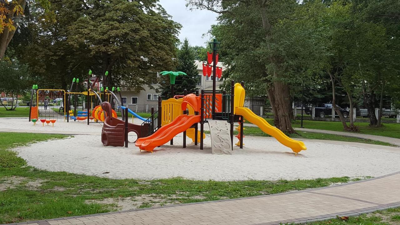 Dom Wczasowy Alka Dziwnow Bagian luar foto
