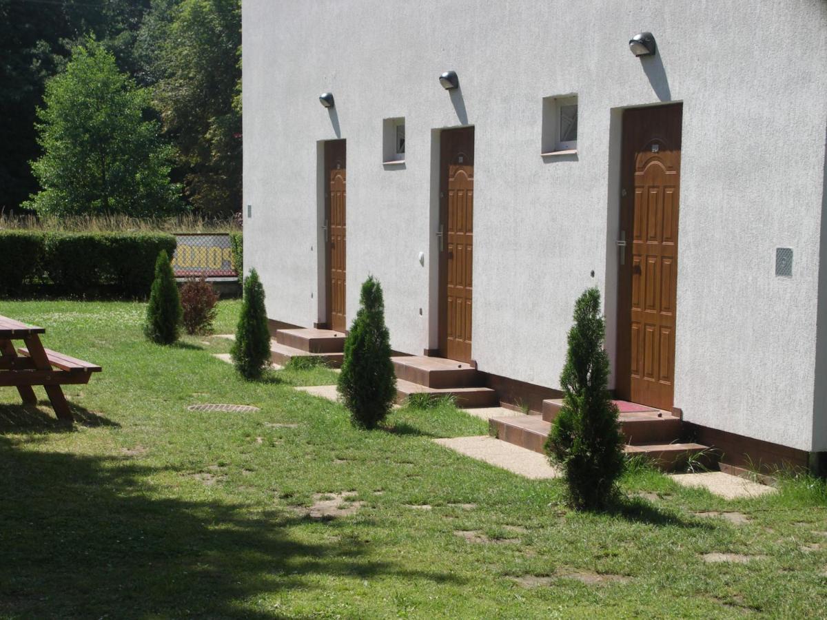 Dom Wczasowy Alka Dziwnow Bagian luar foto